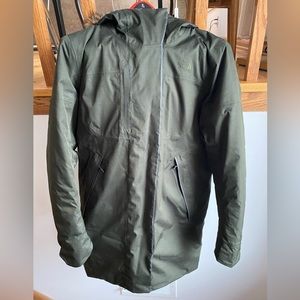 The North Face Arctic parka-Olive green- Size Large